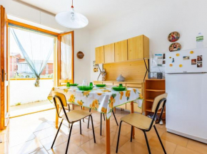 Comfy Old Fashion Apartment with Balcony Gonnesa